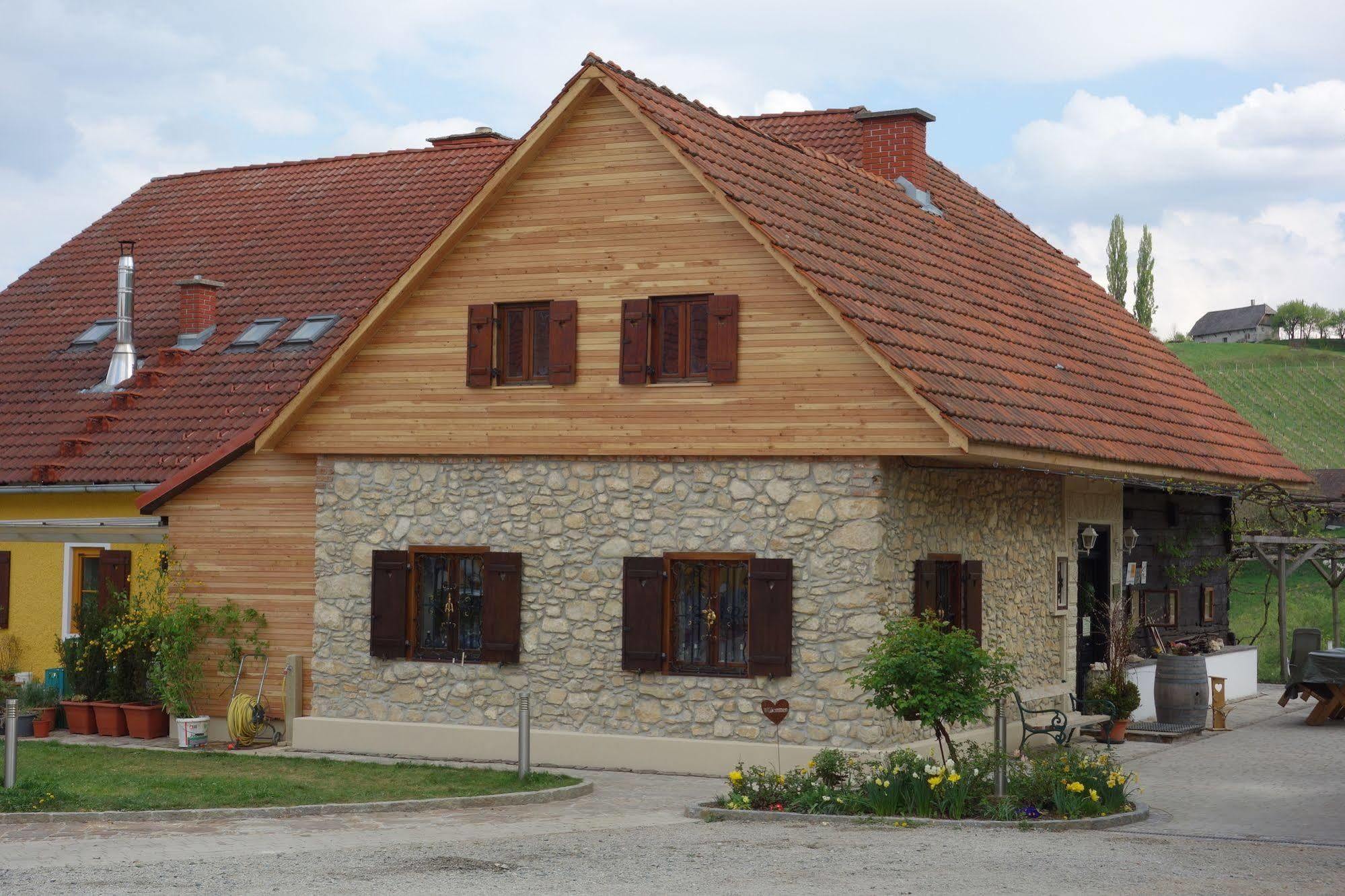 Weingut Primus Suedsteiermark 施皮尔费尔德 外观 照片